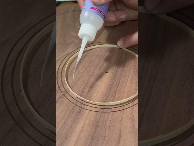 Creating a simple rosette in a guitar top.