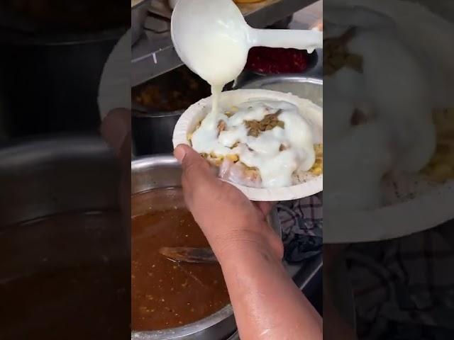 Samosa ki Chaat try ki hai kabhi?