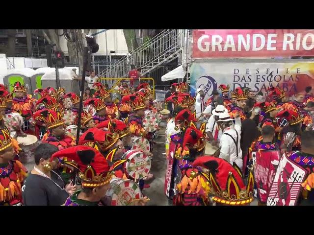 Desfile da Bateria da Grande Rio no carnaval 2022