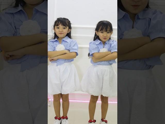 TUTOR TAHAN TAWA  #dance #djremix #siblings #twins #viral #shorts