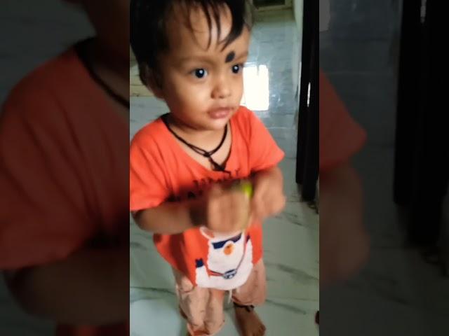 Funny baby eating mango #live #babyvideos #funnybabies #trending #shorts