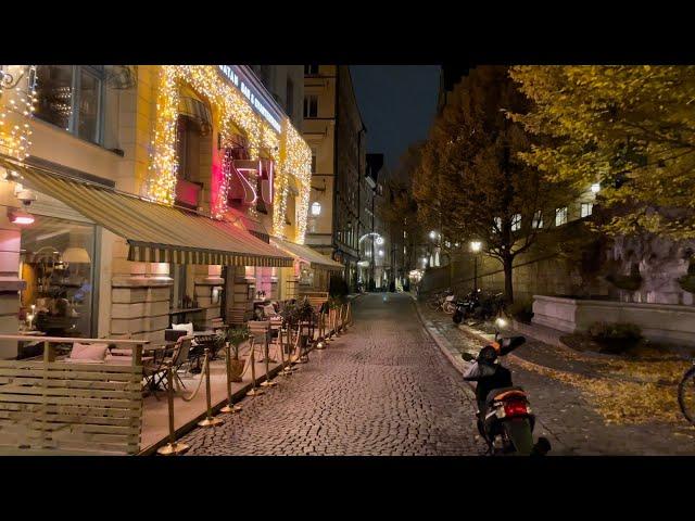 Stockholm Walks: Österlånggatan - Slussen. From Christmas lights to Stockholm landmark sign