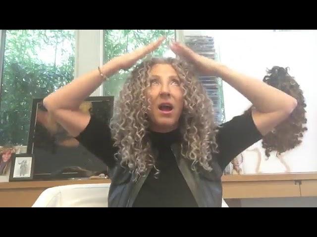 Less Chemicals Is More - Episode 1: The Curly Queen - Lorraine Massey