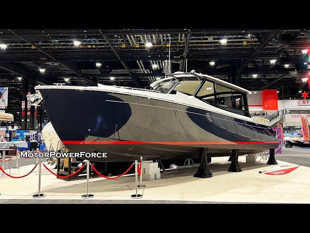 MJM 4 Outboard 2024 Performance Cruiser Day Yacht