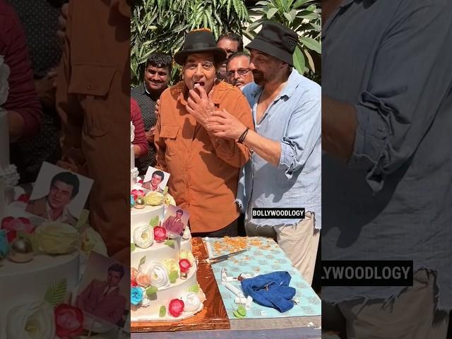 Dharmendra Deol 88th Birthday Celebration |Sunny Deol | Bobby Deol |Bollywoodlogy |Honey Singh Songs