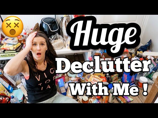 HUGE DECLUTTER WITH ME || DECLUTTERING MY PANTRY AND KITCHEN || CLEAN WITH ME || FITBUSYBEE