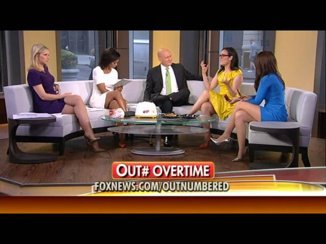 Kimberly Guilfoyle & Sandra Smith & Harris Faulkner & Lisa Kennedy hot legs - Outnumbered - 08/12/14