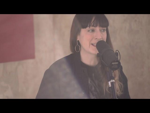 Bryde ||  TO BE BRAVE ( Live Session)