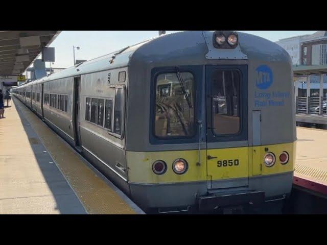 Narrated M3 RFW on LIRR train #1056 from Penn Station NY to Ronkonkoma. 8/11/23