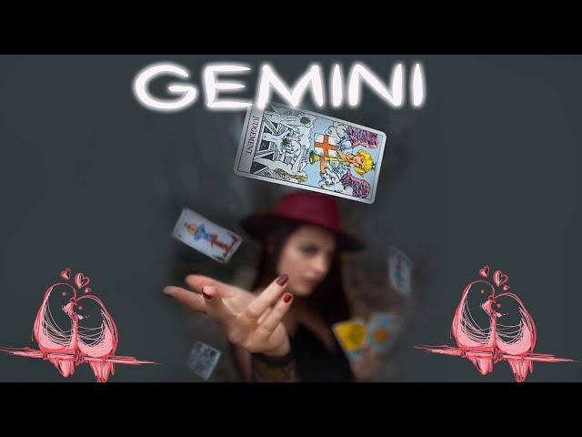 GEMINI  🫢​THE FEELINGS ARE MUTUAL  U BOTH LOVE   MISS EACH OTHER  NEW BEGINNINGS! AUGUST TAROT