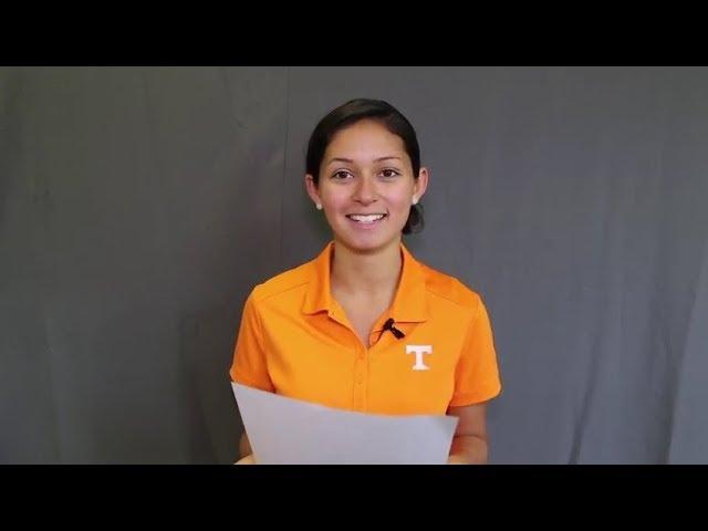UT Students Read Thank You Letters to Donors
