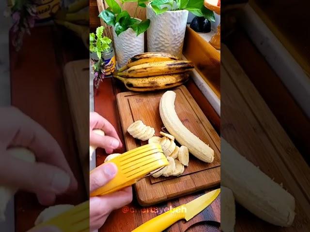 freezing bananas - شیوه صحیح فریز کردن موز ، برش چیپسی