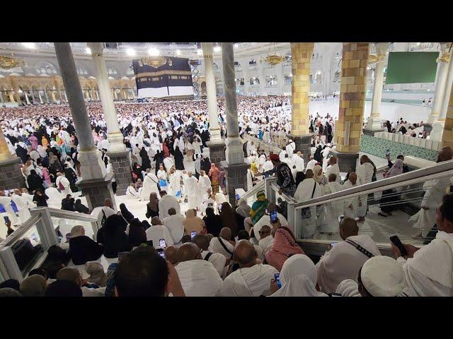 KEJADIAN MALAM TAHUN BARU DI MASJIDIL HARAM BIKIN HEBOH SEMUA JAMAAH MEREKAM PAKE HP SAMPAI ANTUSIAS