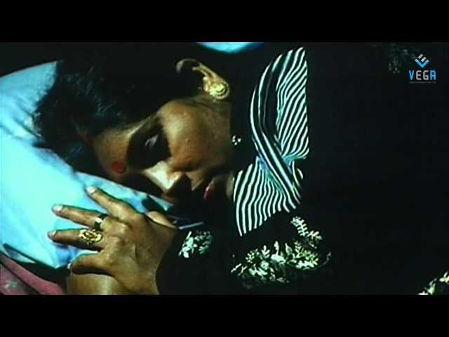 Ezhisai - Rasigan Oru Rasigai ( Video Song )