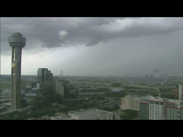 Sunshine over Dallas, Texas turns into a severe thunderstorm with 70mph winds