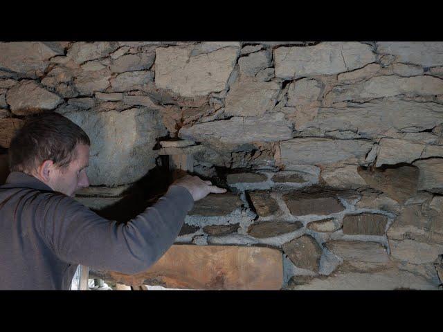 #61 - A Balancing Act | Installing New Rustic Wooden Lintels at Our Stone Restoration Project