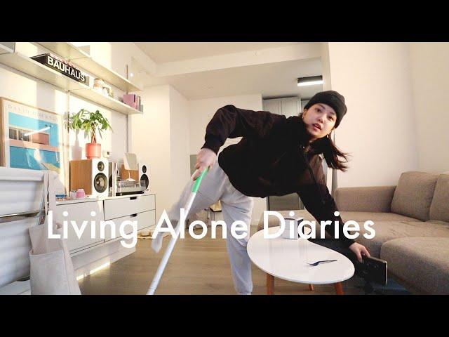 Living Alone Diaries | Follow me around the city, grocery shopping, cooking and eating
