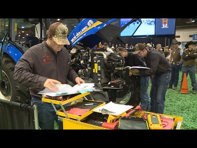 Tractor Tech | Houston Livestock Show & Rodeo