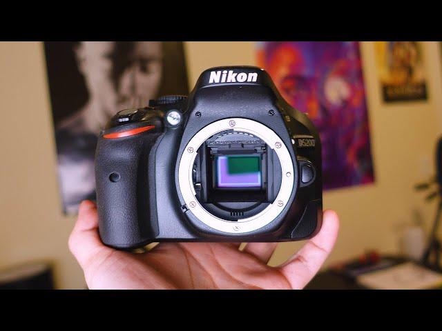 How to clean your NIKON DSLR Sensor & Mirror (THE PROPER WAY)