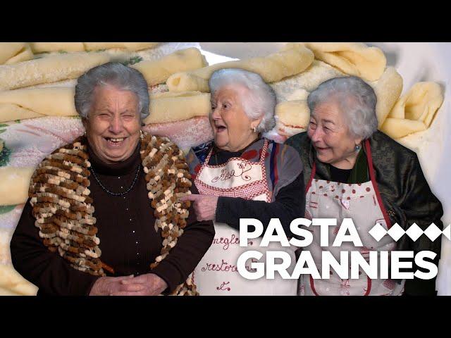 Enjoy 3 Sicilian Pasta Grannies making 'pasta con le sarde'!