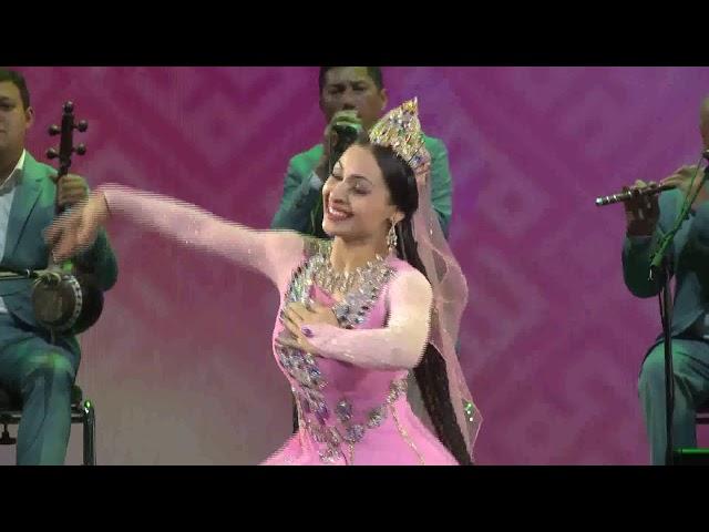 Dancer of Uzbek, folk and classical styles, winner of the State Prize "Nihol" Dilorom Madraximova