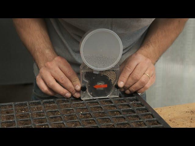 Manual seeder for seed trays: Terrateck at the Chambord kitchen gardens