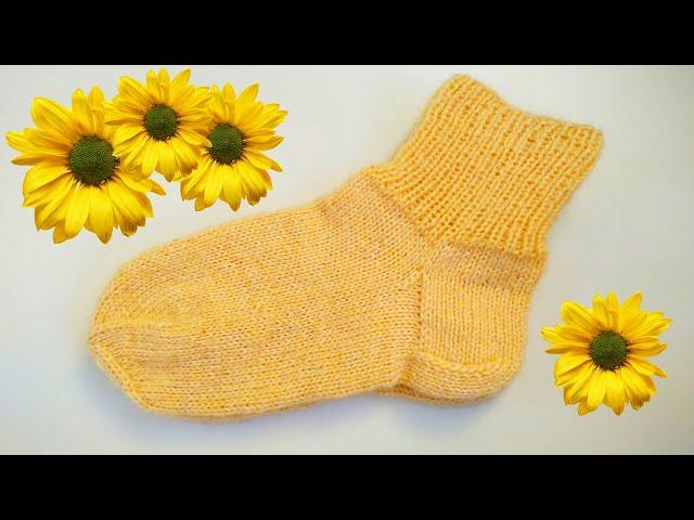 Knitting socks on 5 knitting needles for beginners step by step video