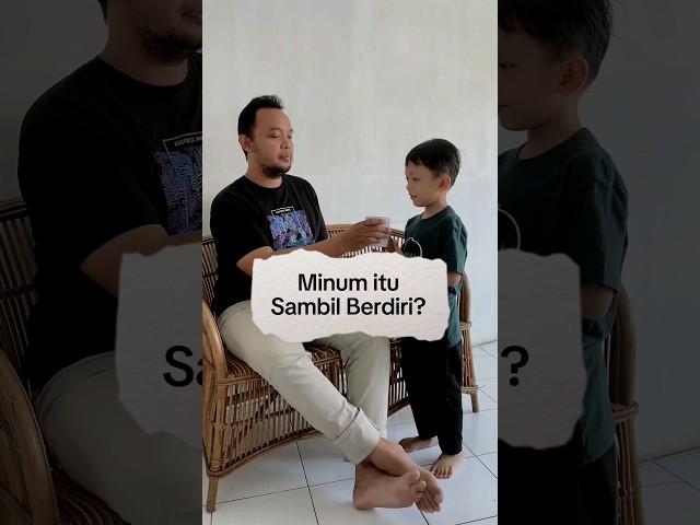 Bolehkah Minum Sambil Berdiri?