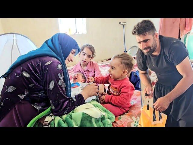 Saifullah's visit to his sister Sabjan's baby  / Nomadic lifestyle documentary