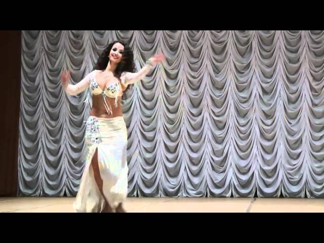 Kamila Guseynova Belly dance with Kodo, 0,68 wmv.