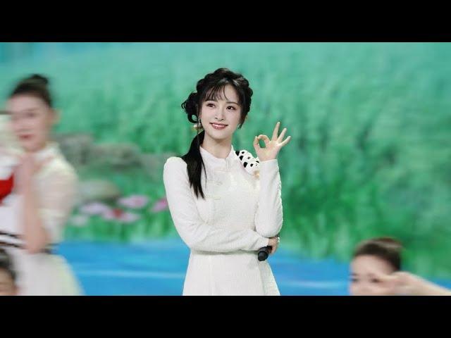 ShenYue sing 《勇气大爆发》in CCTV  "The Dragon and the Tiger Leap· Chinese New Year Taste"