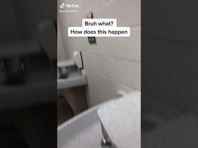 Tik Tok Toilet Paper Challenge || VIRAL TIKTOK TRENDS