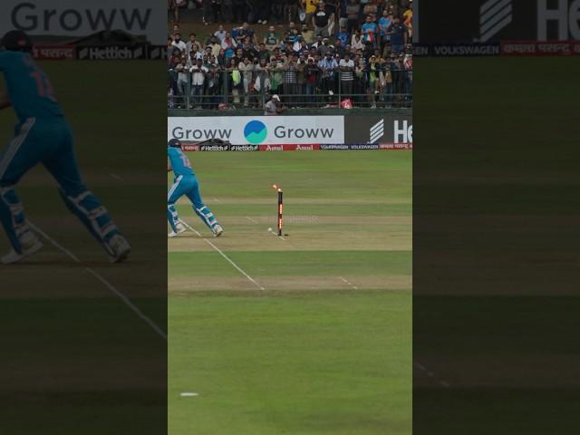 KOHLI BOWLED 60fps 🫠