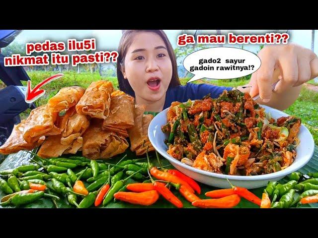 EAT RED CHILLI AND GREEN CHILLI, VEGETABLE PICKLE, FRIED LUMPIA, MUKBANG