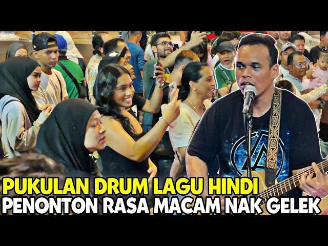 Gadis India Tersenyum Manis terhibur| Ketukan Drum Lagu Hindi ramai buat Pelancong masuk Menari"