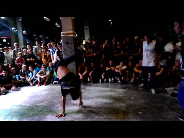 Bboy Geksagen & Bboy Fastman powervome preselect COMBOnation 7 2x2