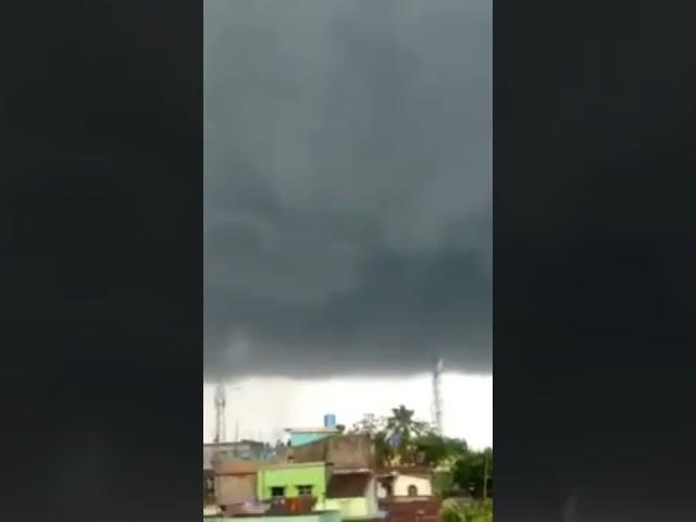 Yaas Cyclone: Watch The Visuals Of an Intense Tornado in West Bengal's North 24 Pargana | Shorts