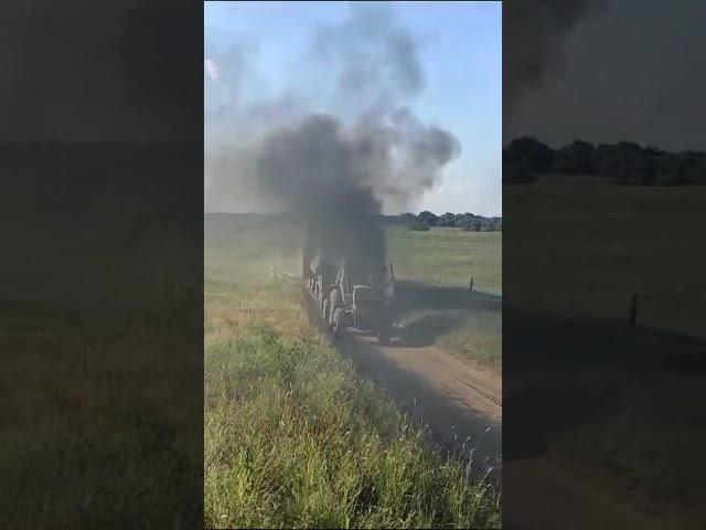 ЮМЗ полнопривод перевозка соломи 600 тюков. июля 2023 г.