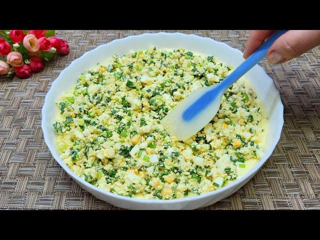 Смешиваю ЯЙЦА, ТВОРОГ и Зеленый ЛУК и готовлю эту вкуснятину! Быстро, просто и очень вкусно!