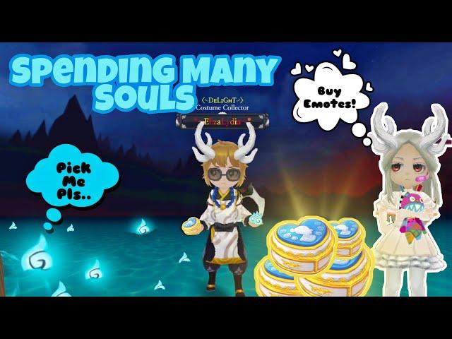 Buying Random Stuff With Plenty Of Souls | Granny's House Online