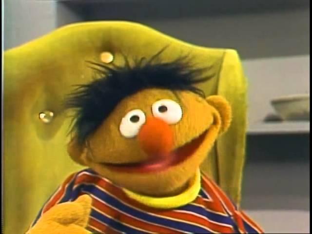 Classic Sesame Street - Ernie's Rollerskate