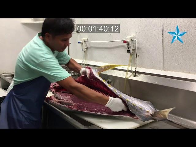 Crave: Watch a master fish cutter fillet a 110-pound ahi in 3 mins