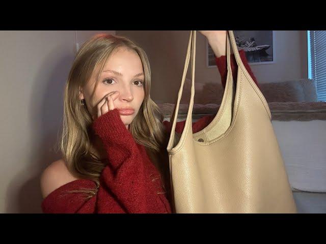 ASMR What’s in my School Bag as a College Student (paper ripping, typing)