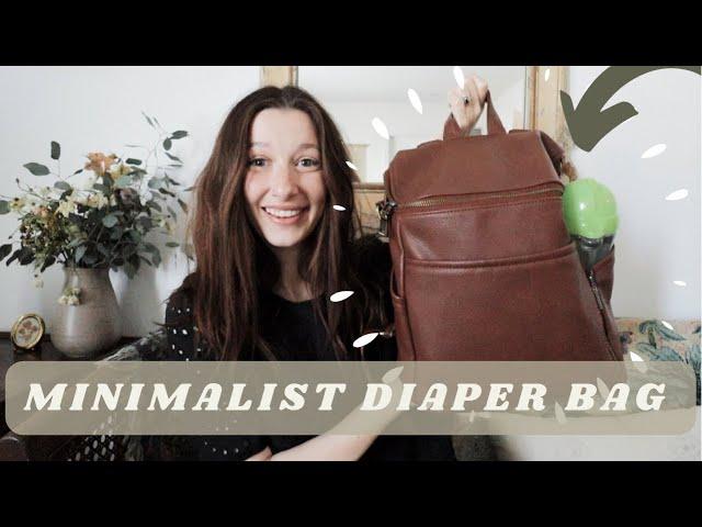 WHAT'S IN MY MINIMALIST DIAPER BAG ll Toddler ll Azaria La Mere Petite