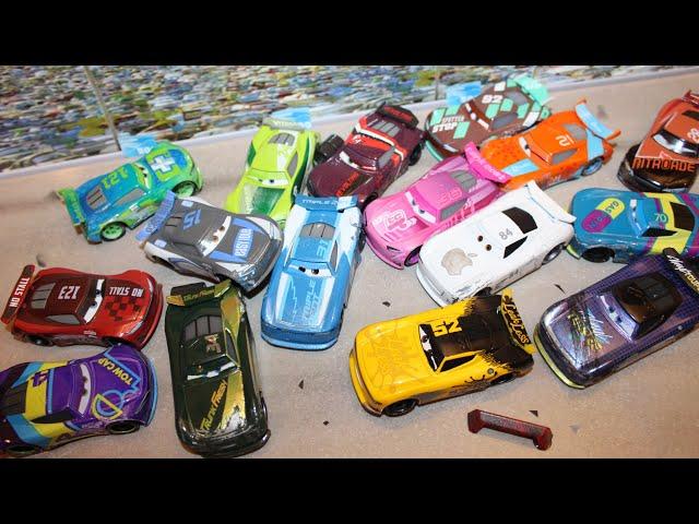 Disney Cars Crash Damaged Next-Gen Piston Cup Racers (Florida 500) Customs
