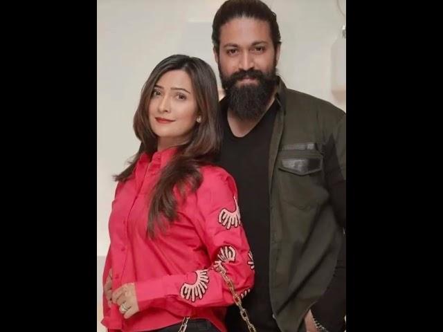 Rockstar yash his beautiful wife radhika family pic..#youtubeshorts #shorts#yash#radhika