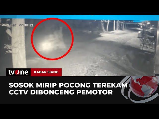 VIRAL! Pengendara Motor Diduga Bonceng Pocong Terekam CCTV Polsek Lendah | Kabar Siang tvOne