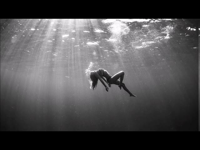 Dimitris Athanasiou -  Middle Of Summer (Original Mix)