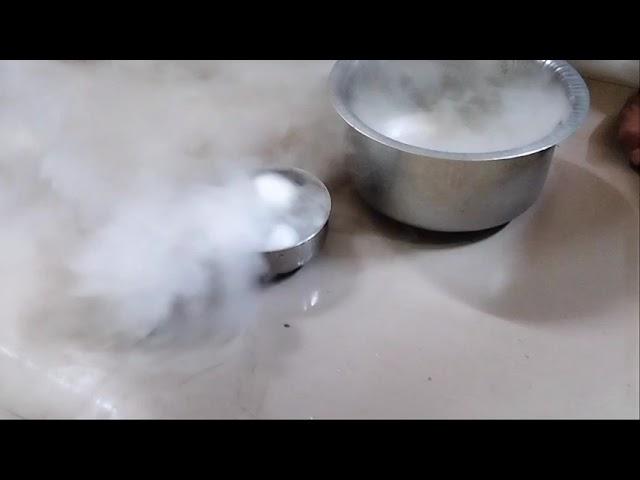 DRY ICE IN HOT WATER