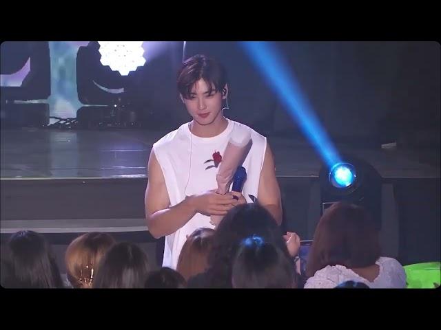 Cha Eun Woo - Aloha - JOTM Seoul Day 1